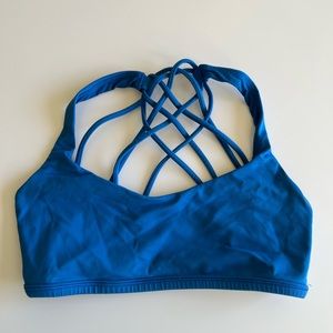Lululemon free to be bra S